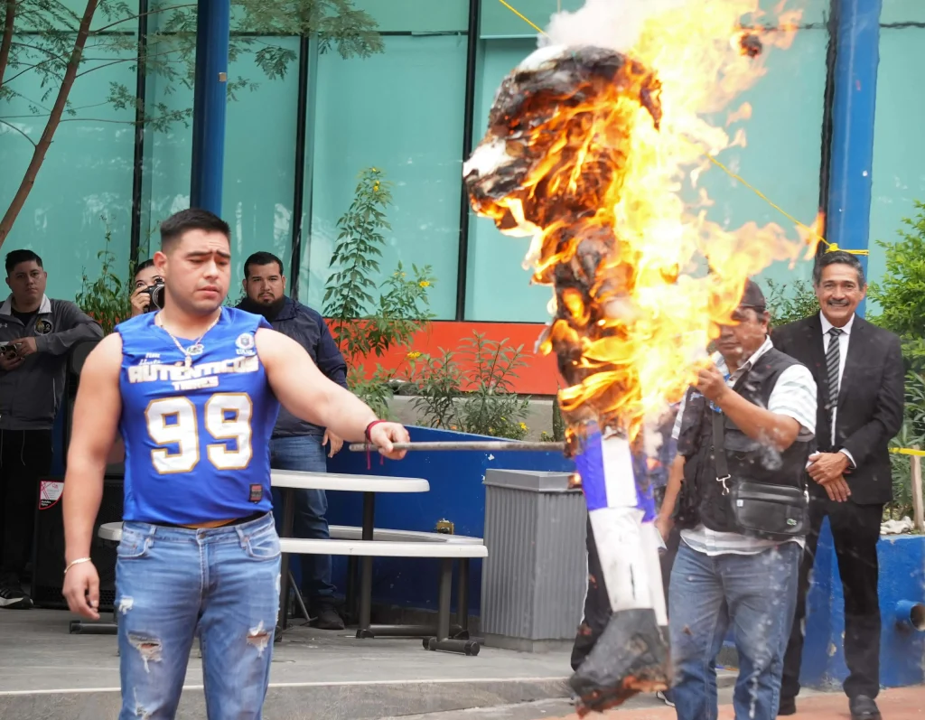 Queman borrego previo a la final de ONEFA 3 590366101 26692249727043040 2791402684698709330 n