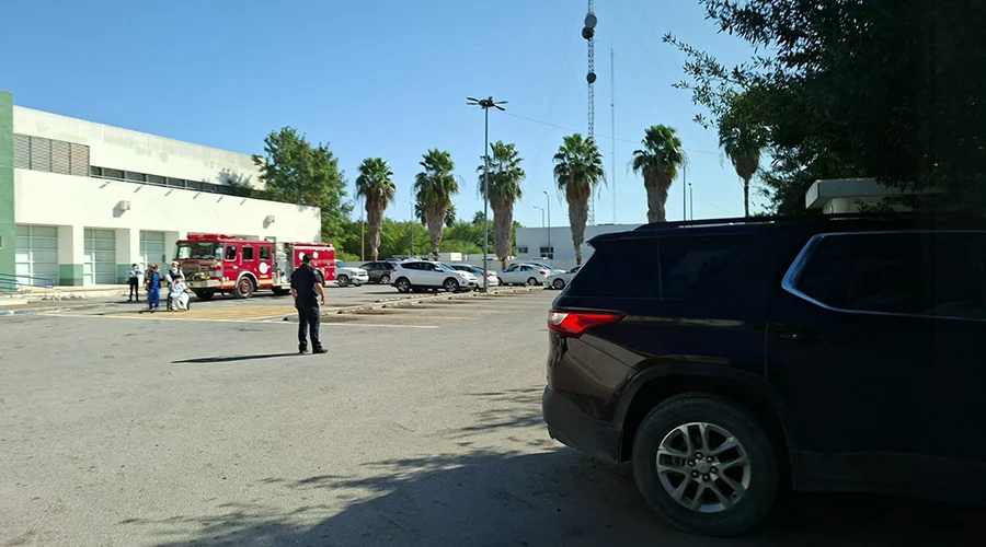 Trasladan a pacientes del Hospital General de Río Bravo por fuga de gas 1 592128673 743538748756222 7486592977500414636 n