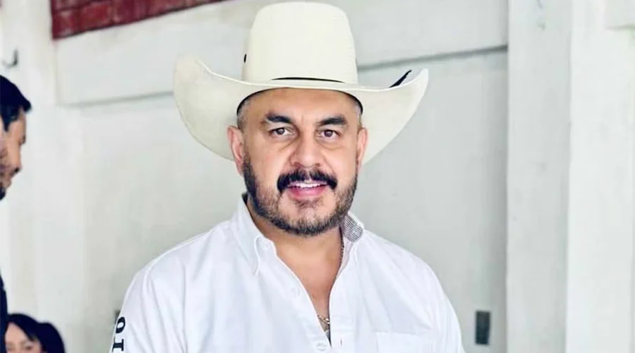 ALEJANDRO CORREA