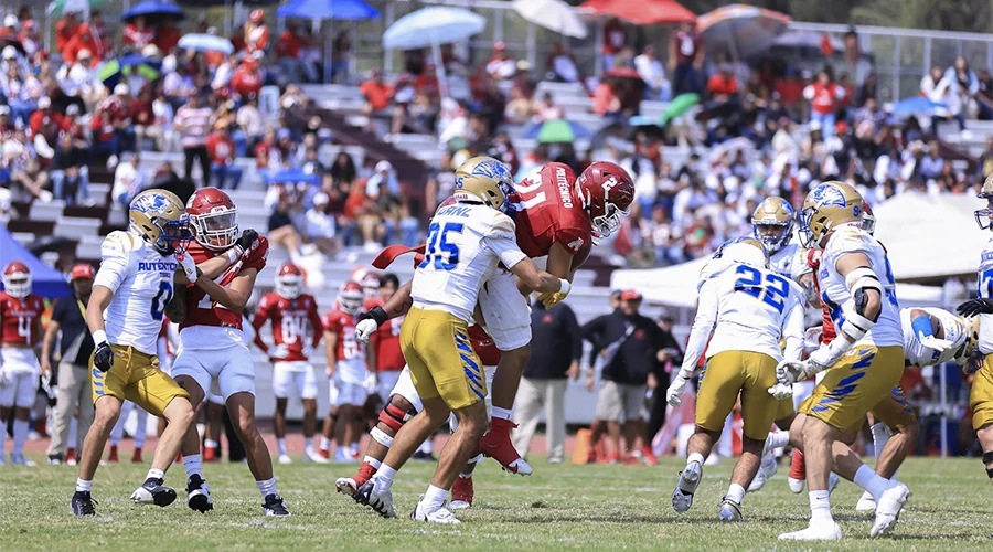 Auténticos se imponen a Águilas Blancas 27-24 1 AUTENTICOS 2
