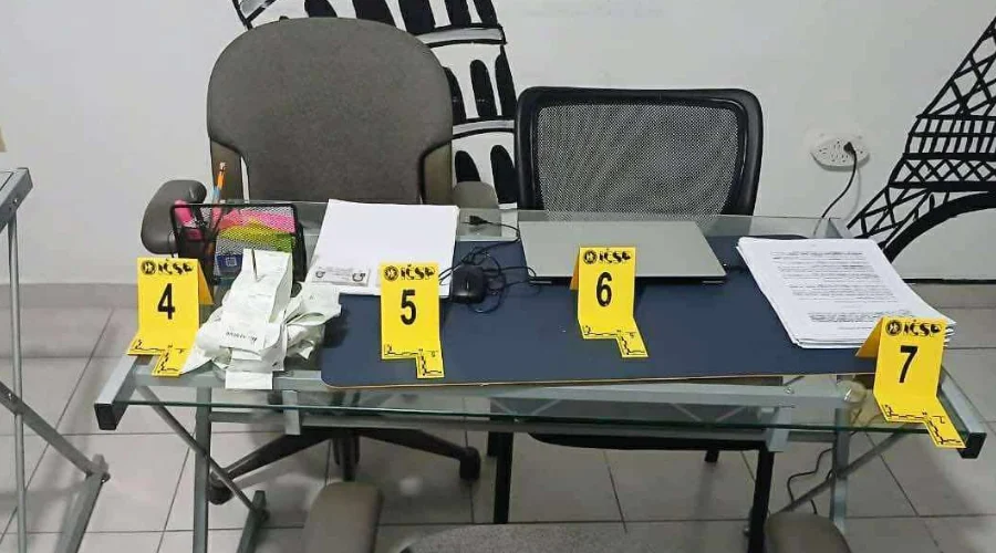 Catean vivienda relacionada con fraudes en agencia de viajes