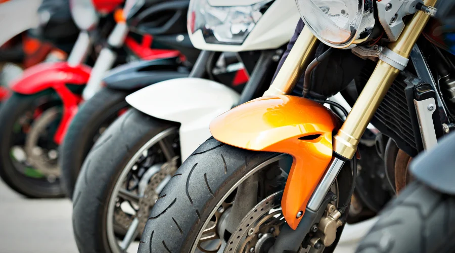 Continúan operativos en la zona metropolitana contra motociclistas