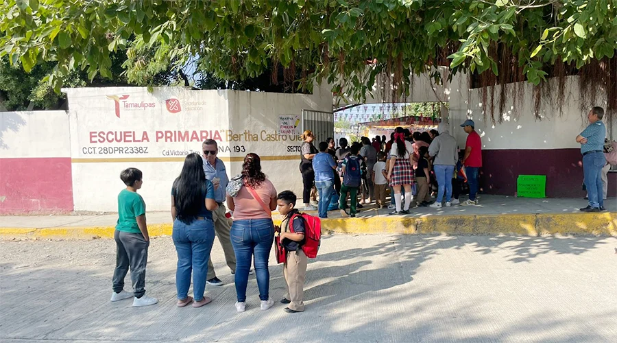 ESCUELA 00