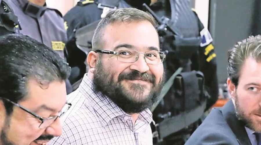 Exfuncionarios de Duarte enfrentan millonarias sanciones fiscales