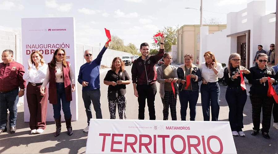 Beto Granados inaugura pavimentación en calle Diamante de colonia La Joya 1 GRANADOS 22