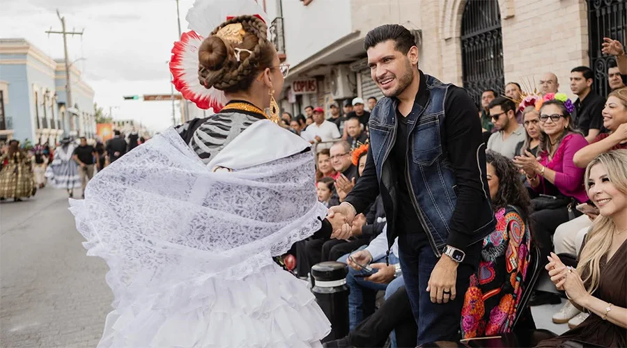 Celebra con gran éxito Desfile de la Huesuda en Matamoros 1 GRANADOS