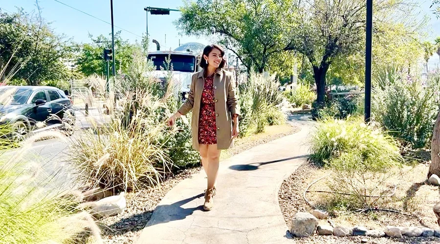 Nava reconoce a autora de jardín naturista 1 JARDIN 66