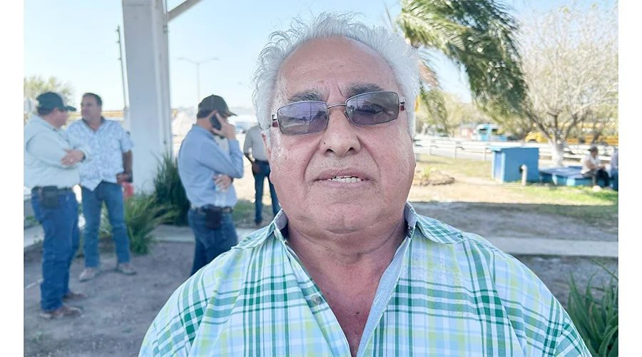 Campesinos se manifiestan en autopista Matamoros–Reynosa 2 MANUEL MARTINEZ 33