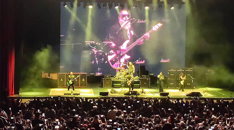 Molotov celebra sus 30 años en el Escenario GNP Seguros 1 MOLOTOV
