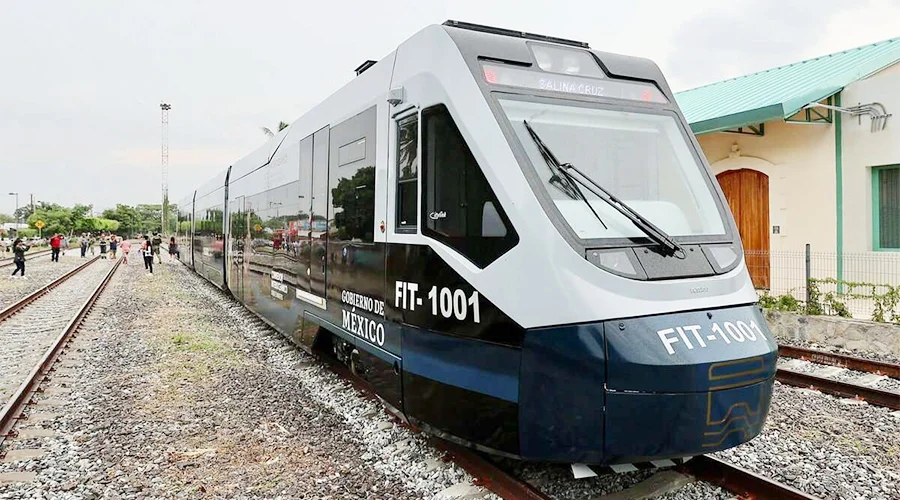 TREN INTEROCEANICO
