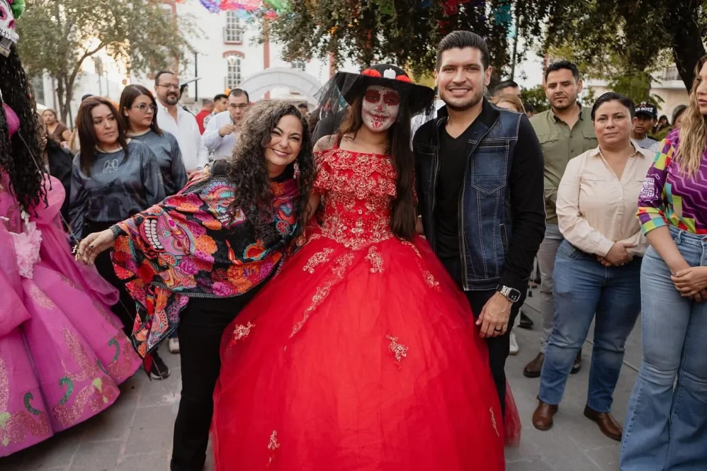 Alcalde Beto Granados inaugura el Valle de las Catrinas en Matamoros 2 WhatsApp Image 2025 11 03 at 8.33.45 PM 2