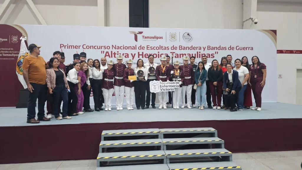 Estudiantes de la UAT obtienen primer lugar en concurso de escoltas y bandas de guerra 1 WhatsApp Image 2025 11 10 at 4.45.25 PM