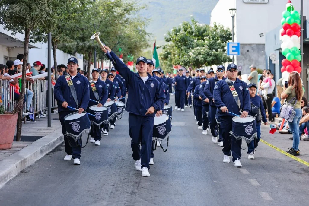 Participan más de 3 mil sampetrinos en el desfile conmemorativo de la Revolución Mexicana 7 WhatsApp Image 2025 11 17 at 1.36.41 PM 3