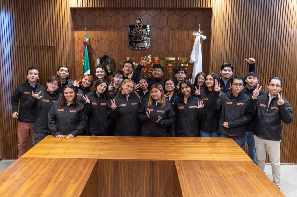 Juárez hace historia al enviar a 40 jóvenes a capacitación en la NASA 2 WhatsApp Image 2025 11 17 at 11.30.46 AM 1