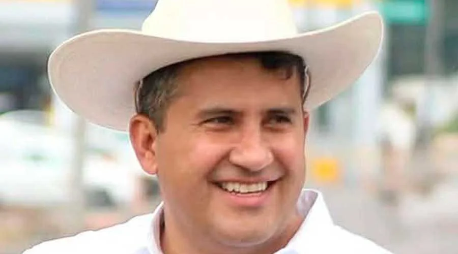 Detienen a dos presuntos responsables del atentado en contra del alcalde Carlos Manzo 1 mic