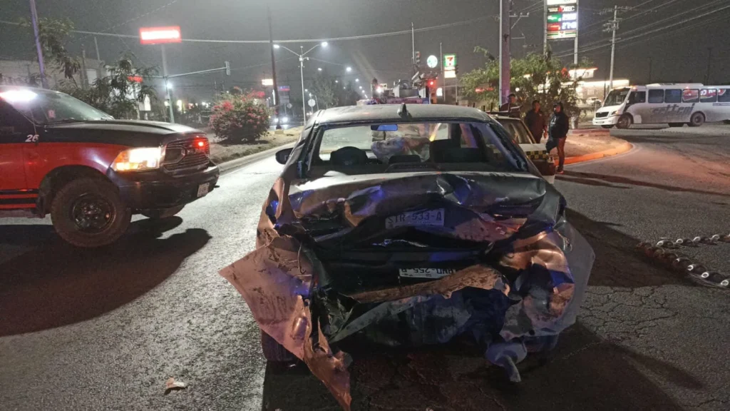 Colisión múltiple deja 33 lesionados en García 1 590357849 1404026564749291 3581900997972814339 n