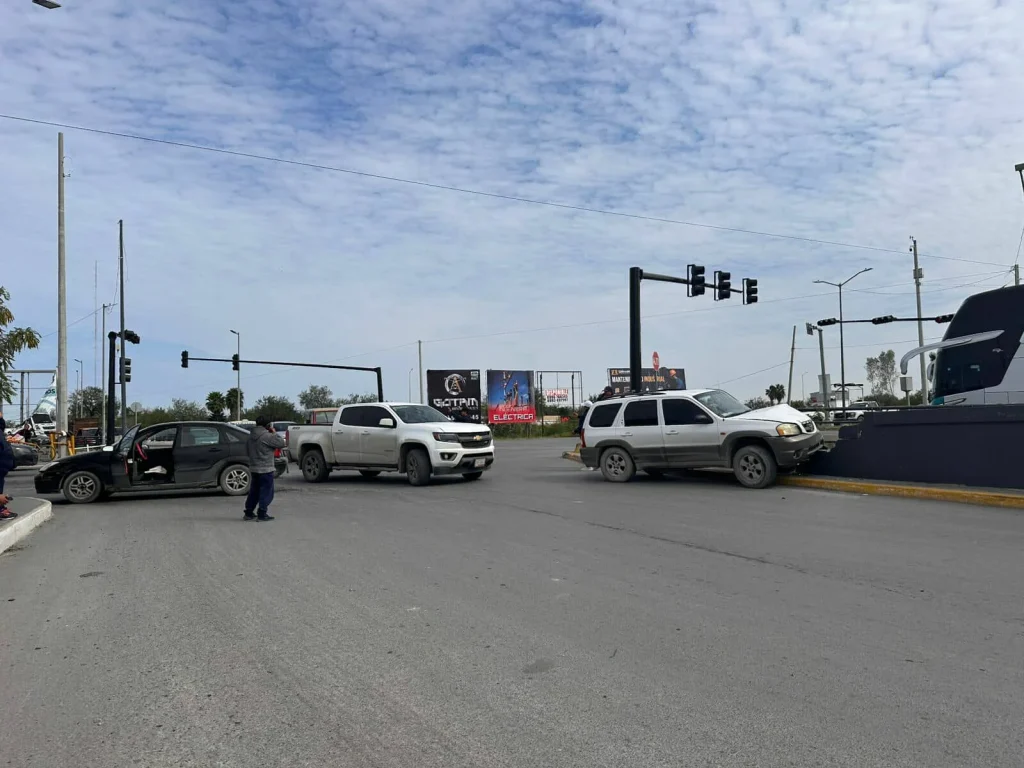 Choque en Reynosa deja dos lesionados 1 590406434 725593067253509 8493632675770221177 n