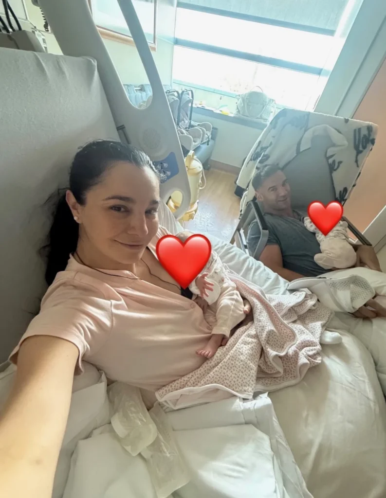 Martha Higareda estuvo entre la vida y la muerte tras preeclampsia 3 590997564 18546744526003358 9168065244888020225 n