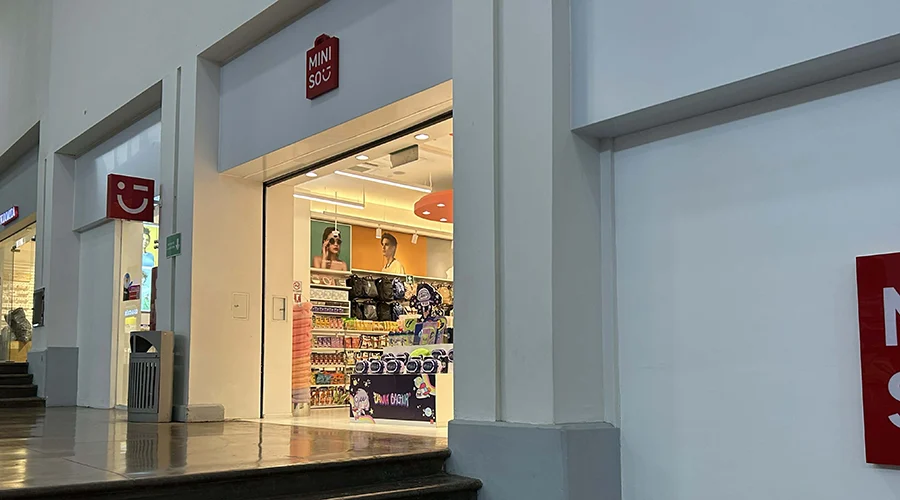 Permanecen abiertas tiendas del giro asiático en Plaza Real 2 591952298 1235571638625937 2393709853197186854 n