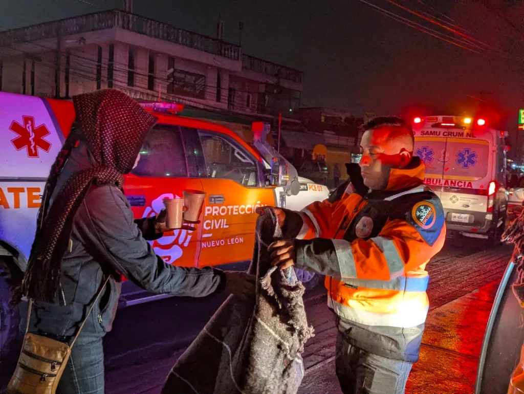 Protección Civil realiza Operativo Carrusel por bajas temperaturas 1 592059296 2731236250561208 7799678098943287904 n
