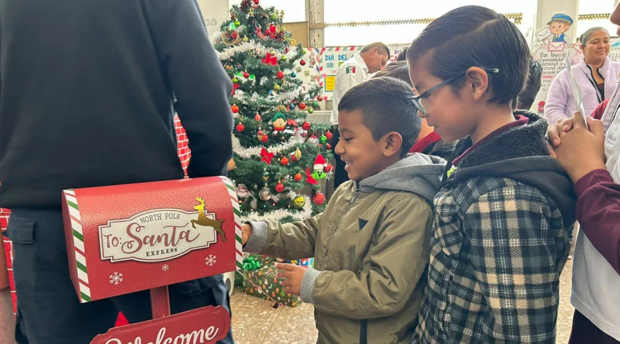 Instala SEPOMEX Reynosa buzón navideño 3 594443029 1237887838158030 3651254886238599957 n