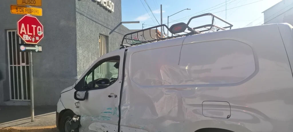 Reportan 7 lesionados tras choque en Monterrey 1 597156612 1087588246701704 4151731287395843214 n