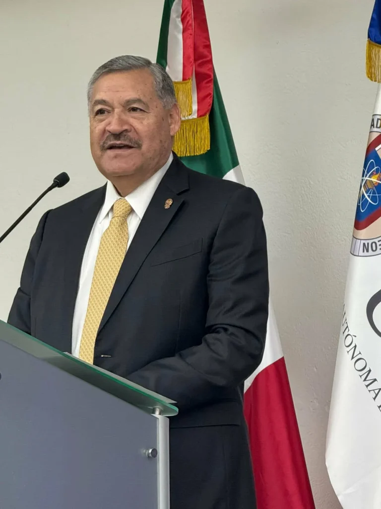 Acceso para todos los jóvenes, objetivo de UANL: Santos Guzmán 1 597332040 872319548679448 183815278892160567 n