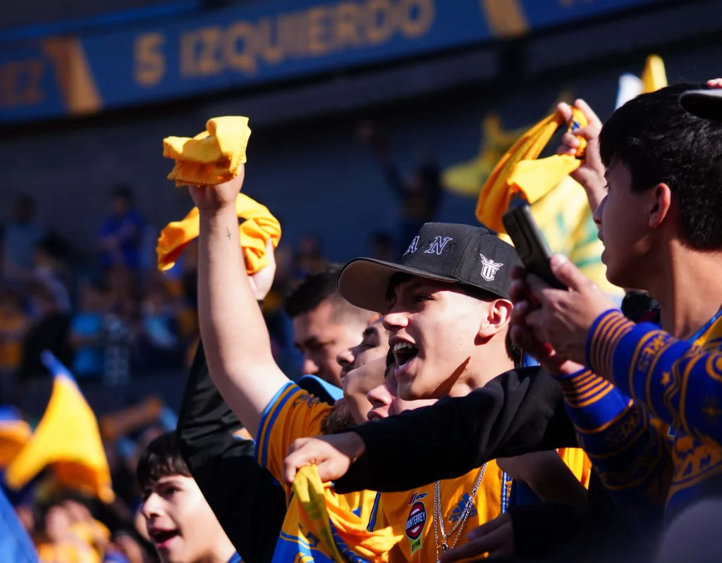 Asisten más de 30 mil a entrenamiento de Tigres previo a final 8 597410118 719999074509437 1776024990913616656 n