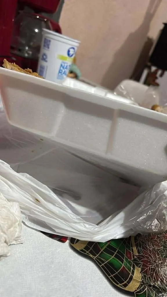 También en Nuevo Laredo se quejan por mala calidad de pollo de KFC 2 597569645 1521024449115670 7607176139036783050 n
