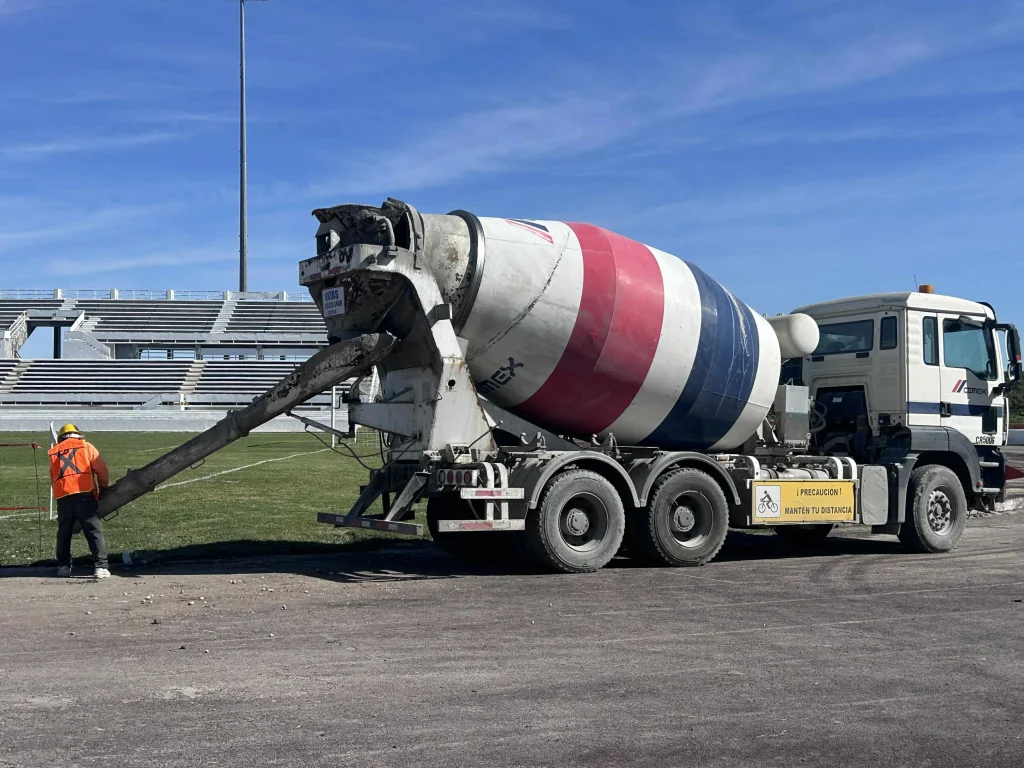 Invertirán 8 mdp en sistema pluvial y mantenimiento de la pista de tartán del Polideportivo 1 597801431 735265405956748 1683224150737729080 n