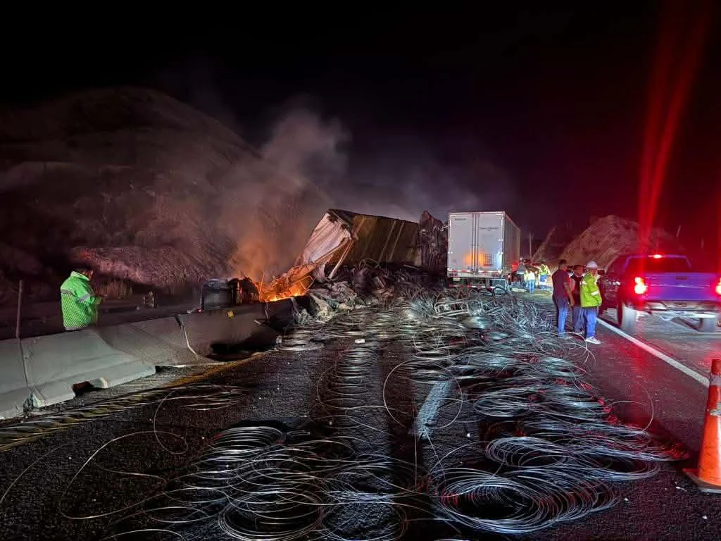 Continúa cierre de autopista Monterrey–Saltillo por accidente múltiple 2 597897604 712449401906189 8365731521064751023 n