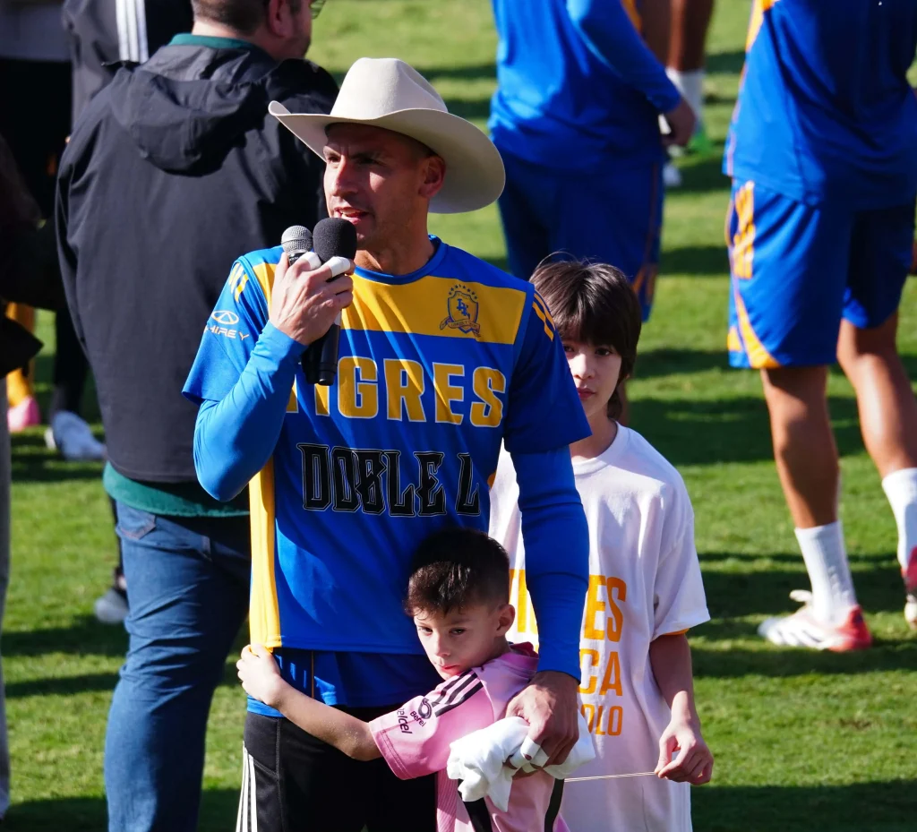 Asisten más de 30 mil a entrenamiento de Tigres previo a final 5 597931080 1486626075744559 8815575388697822304 n