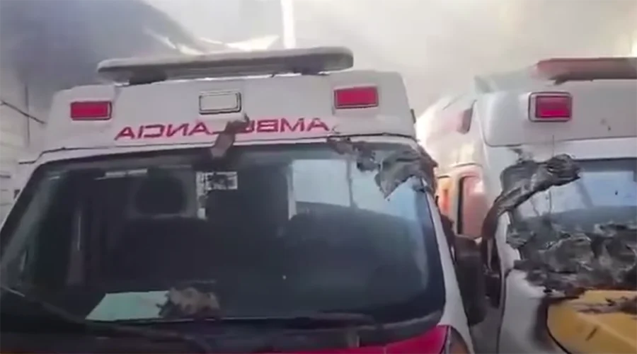 Incendio consume cinco vehículos en San Nicolás 2 598556174 1207095508181283 5290672634135246975 n