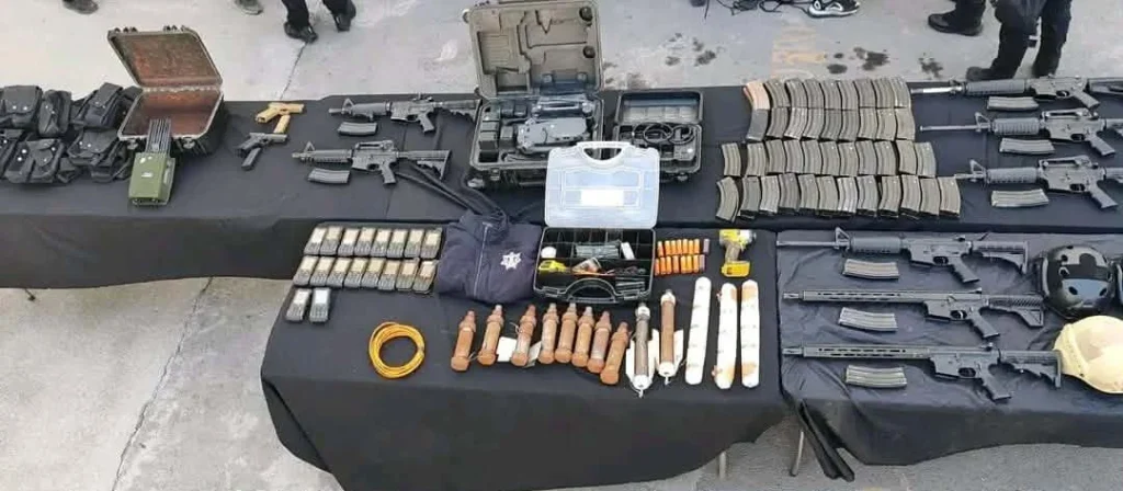 Detienen a 17 hombres armados en Montemorelos 2 600212377 1766609834017952 5924789549097273906 n