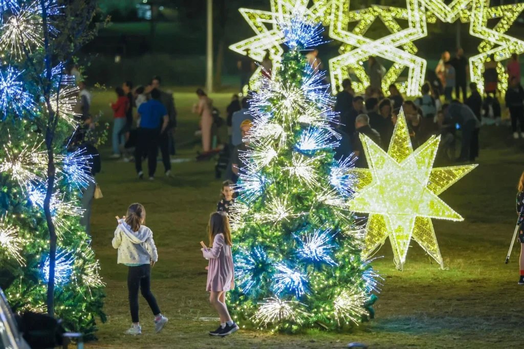 Enciende San Pedro la Navidad en el Parque El Capitán 1 600473694 18537628672011645 3095457111284340277 n