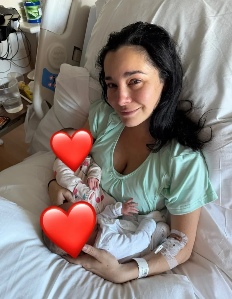 Martha Higareda estuvo entre la vida y la muerte tras preeclampsia 4 601290697 18546744625003358 4687915954286238943 n