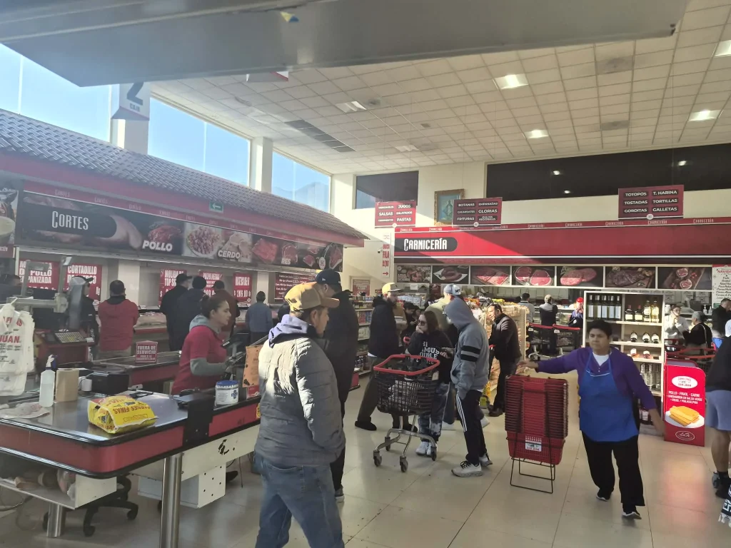 Carnicerías de la ciudad lucen abarrotadas por cena de Fin de Año 1 605428665 1537684577533103 3215628428673404790 n