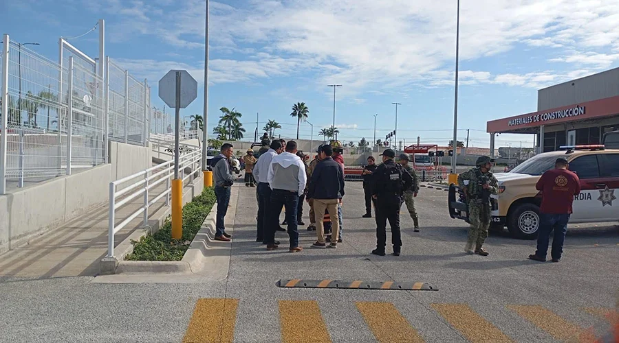 Evacúan Home Depot por amenaza de bomba 1 607112430 33948961818024285 844826843635362716 n
