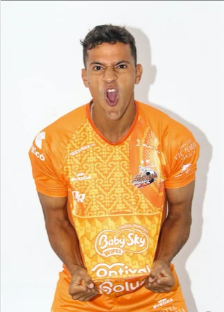 Mayer Palacios se incorpora al club Calor 1 Captura de pantalla 2025 12 10 a las 10.18.30 a.m