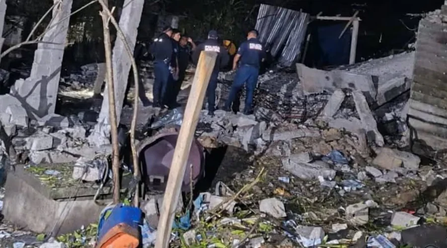 Explosión por pirotecnia deja un muerto en Hidalgo
