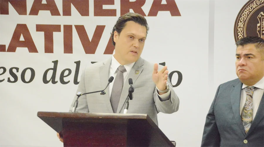 'Cabeza de Vaca no es un perseguido político, es un prófugo de la justicia': Humberto Prieto 1 HUMBERTO PRIETO