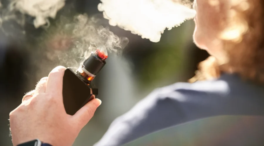 Senado en espera de la minuta para prohibir vapeadores