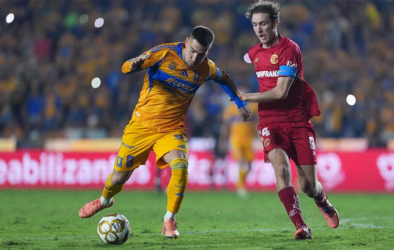 Tigres saca mínima ventaja en la ida de la Gran Final 2 TIGRES C 3