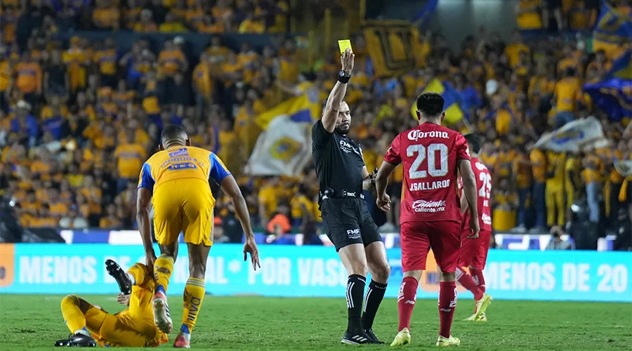 Tigres saca mínima ventaja en la ida de la Gran Final 8 TOLUCA 8