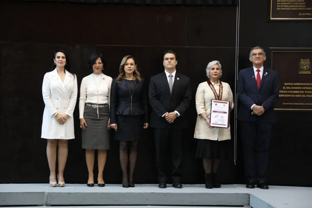 Reconoce Congreso a la maestra Cecilia Lugo, por su dedicación y trayectoria en la danza, el arte y la cultura 1 WhatsApp Image 2025 12 01 at 6.54.31 PM