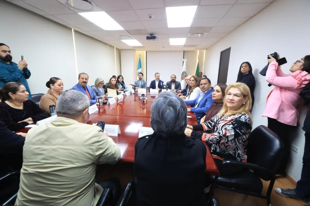 Expone Monterrey proyecto de presupuesto para 2026 ante diputados 1 WhatsApp Image 2025 12 09 at 1.59.46 PM 1
