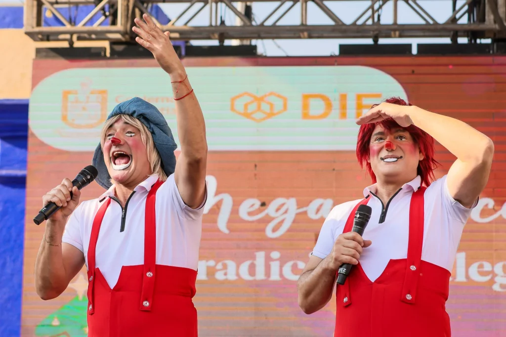 David de la Peña celebra con familias santiaguenses el Día de Reyes con tradicional mega rosca 1 0be8b9c8 2b4d 45bf ba74 b5ebec311de1