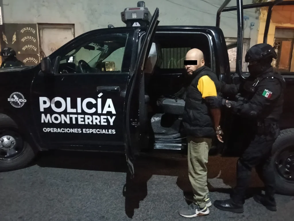 Detienen a taxista con 57 tarjetas bancarias en Monterrey 1 597998513 1619322946184646 8561530707672015303 n