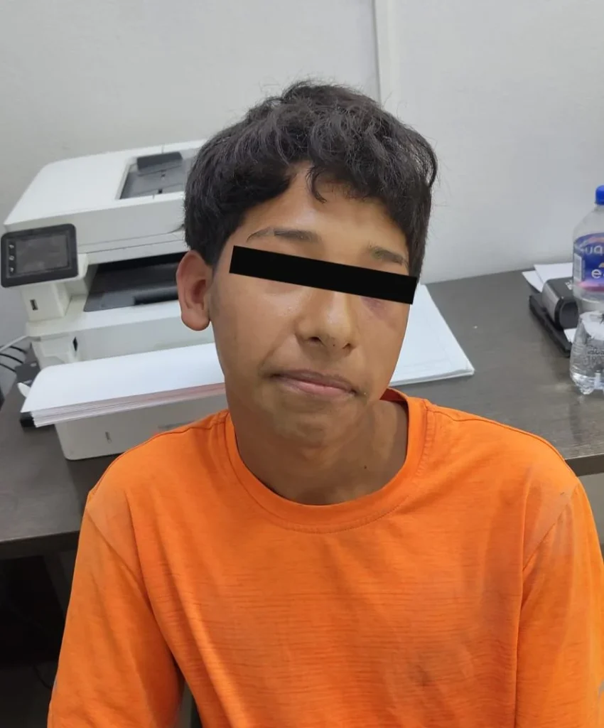 Detienen a menores por vandalizar camión urbano en Escobedo 1 599839445 1157547142851745 8389653479572905748 n