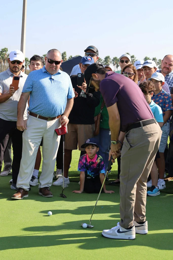 Abraham Ancer recibe homenaje en McAllen por su impulso al golf 1 607909097 902540252210163 3932873112048348225 n